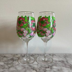 Lilly Pulitzer Big Flirt Floral Acrylic Wine Glass 16oz Pink Green Set of 2